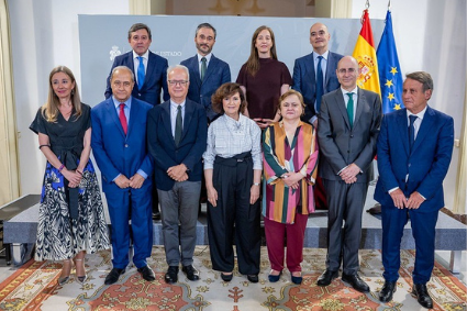 Ana Clara Villanueva Latorre, asistió ayer a la conferencia inaugural del ciclo 'La huella del Consejo de Estado', con ocasión de la conmemoración del V Centenario del Consejo de Estado, que tuvo lugar en la sede de este órgano consultivo. 
